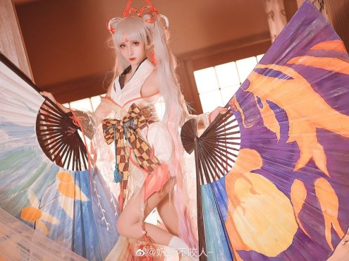 奶狮不咬人_美图写真作品套图